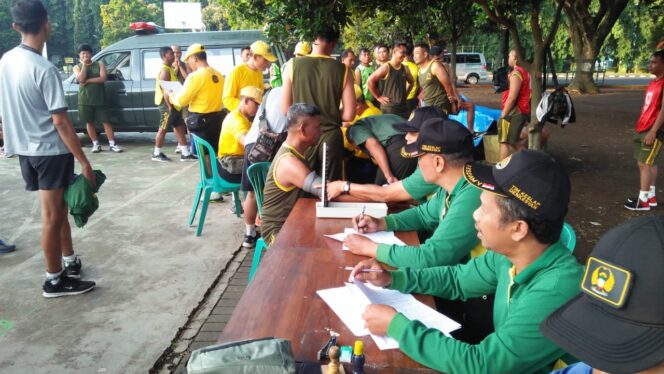 
					143 Prajurit Korem 083/Baladhika Jaya Masuk Seleksi Usul Kenaikan Pangkat