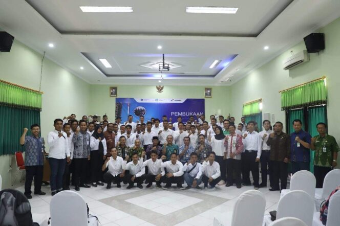 
					Pelatihan Calon Tenaga kerja GRR Tuban Dibuka Bupati.