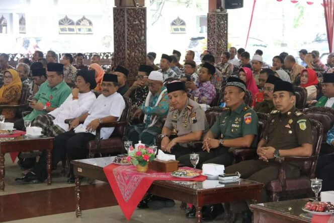 
					Pemkab Blora Gelar Pengajian Isra’ Mi’raj Dirangkaikan Doa Pemilu Damai.
