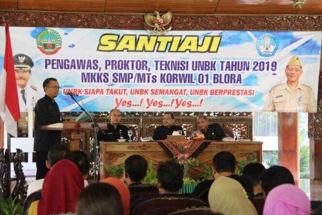 
					Jelang UNBK SMP/MTs, Bupati Harap Tak Ada Gangguan Internet Dan Listrik