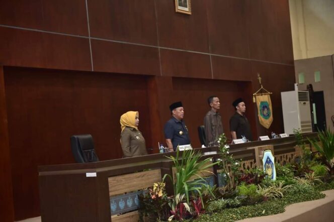 
					Rapat Paripurna DPRD ,Bahas Lamongan Bakal Miliki Perda KLA.