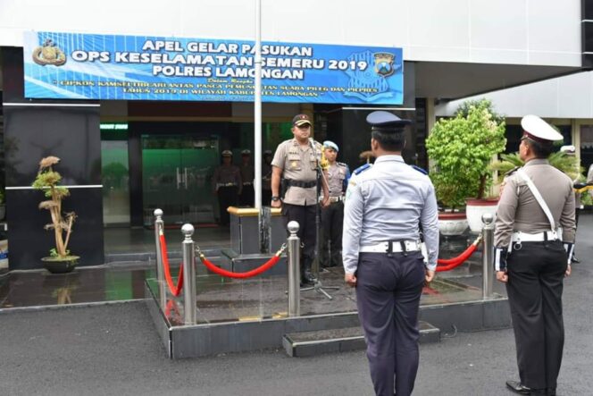 
					Apel Gelar Pasukan Ops Keselamatan Lalu Lintas Semeru 2019.