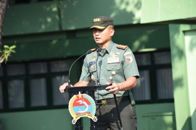 
					Awal Pekan, Danrem Bhaskara Jaya Beri Pengarahan Prajurit