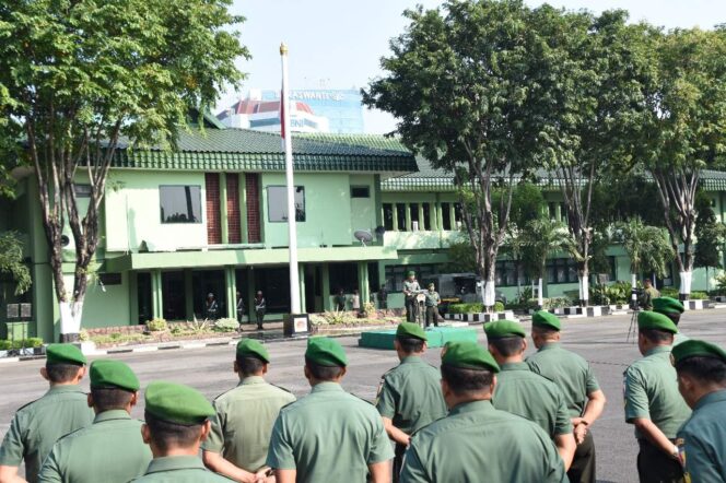 
					Danrem Bhaskara Jaya Himbau Prajurit Tingkatkan Kapasitas Diri