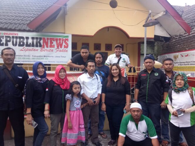 
					Solidaritas Kuli Tinta “Media RepublikNews” Berbagi Takjil Buka Puasa Ramadhan 1440 Hijriyah