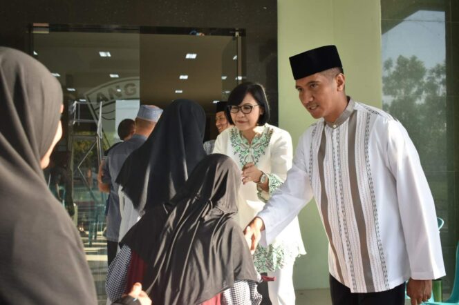 
					Rayakan Idul fitri, Armed 12/Kostrad Ngawi, Eratkan Tali Persaudaraan