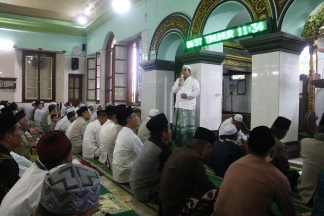 
					Sholat Idul Fitri Berjalan Lancar, Bupati : Jaga Kerukunan Dalam Keberagaman.