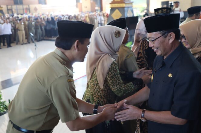 
					Halal Bihalal Digelar Pemkab Tuban, Bupati : Halal Bihalal Merupakan Penyempurnaan Fitrah Manusia.