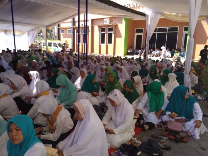 
					PCNU Kabupaten Malang : JADILAH DIRI SENDIRI, DAN MENGANUT AGAMA DENGAN TIDAK MENINGGALKAN ASAL BUDAYA SENDIRI