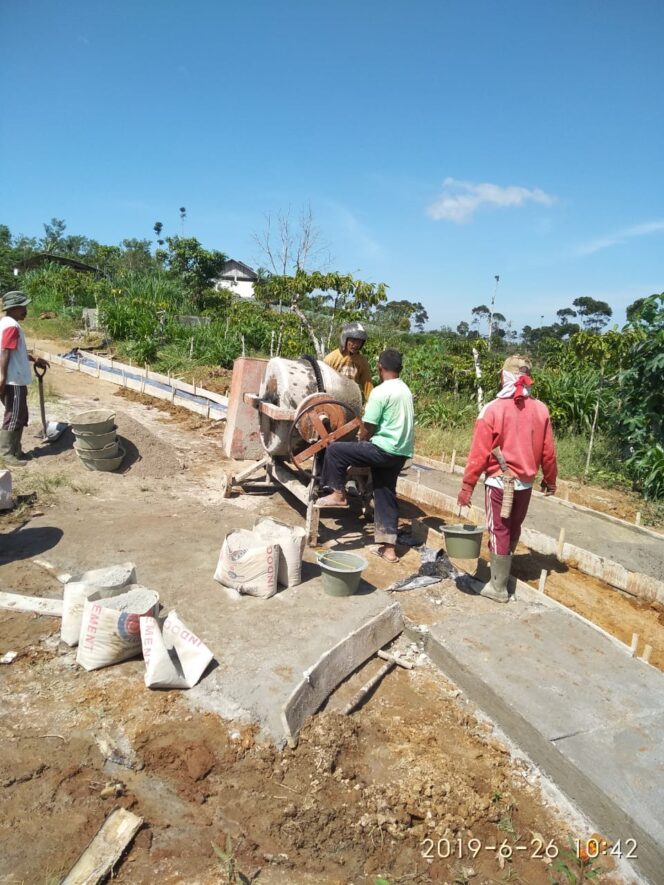 
					Petatin Pekon Tiga Jaya Kecamatan Sekincau Lampung Barat Salurkan Dana Desa
