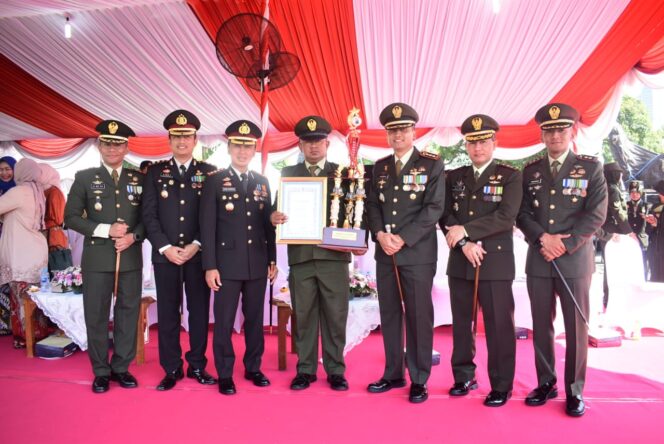 
					Babinsa Kodim 0831/Surabaya Timur Dapat Predikat Babinsa Terbaik