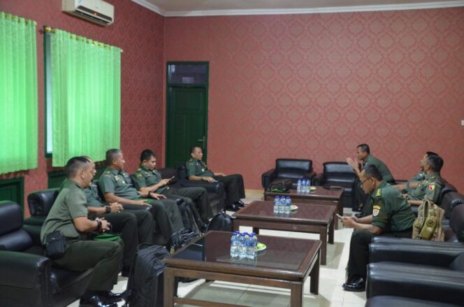 
					Tim Curren Audit Itjenad Kunjungi Korem 084/Bhaskara Jaya