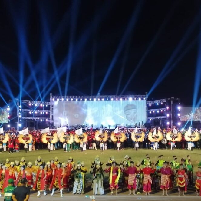 
					JATIM MENEMBUS DUNIA. Porprov Jatim VI Tahun 2019 Dibuka Gubernur.