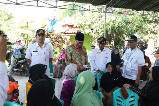 
					Pilkades Serentak 2019 , Bupati dan Sekda Tuban  Kunjungi TPS.