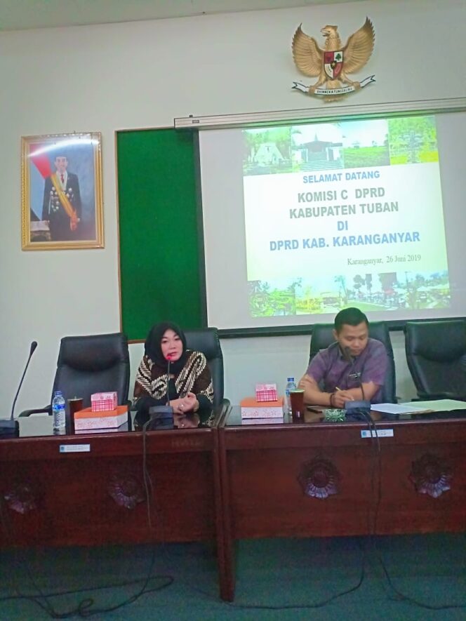 
					Komisi D DPRD Tuban Study Banding Pembinaan Olahraga,Tri Astuti : Anggaran Pembinaan Masih Minim Untuk Menunjang Prestasi.