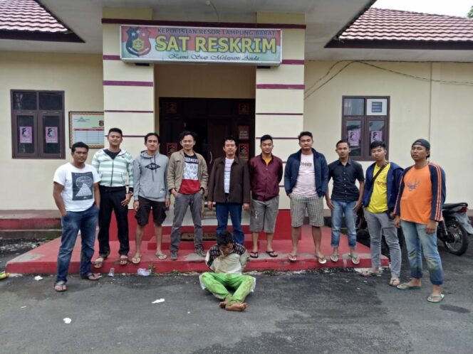 
					Satreskrim Lampung Barat Amankan Pelaku Persetubuhan Anak Kandung Sendiri