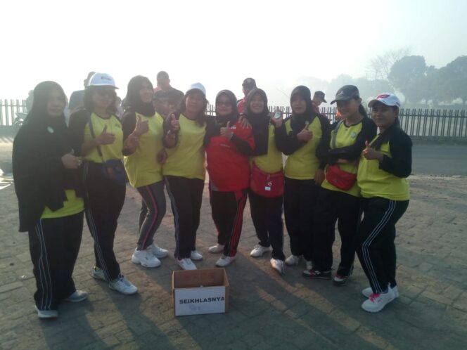 
					Senam Sehat Sambil Berwisata Menikmati Susana Kolam Segaran Trowulan Mojokerto