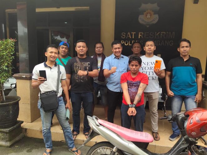 
					Embat Hp, Pengamen Asal Badas Diamankan Satreskrim Polres Jombang