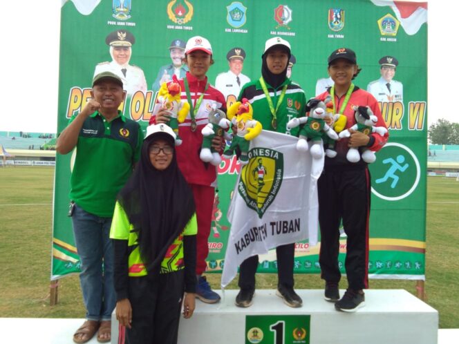 
					Cabor Atletik Lompat Tinggi Putri. Atlet Tuban, Nabila Fafriliani Ardiyansyah Raih Medali Emas.
