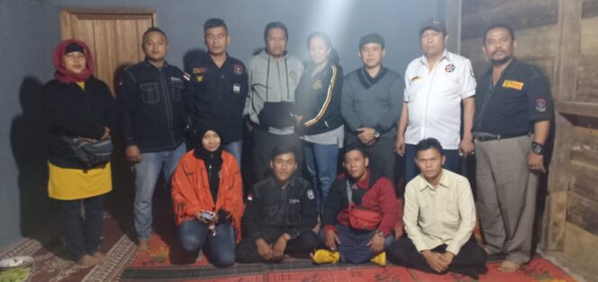 
					Pimpinan Redaksi Mitrapol Hadiri Acara Takziah Salah Satu Anggotanya di Lampung
