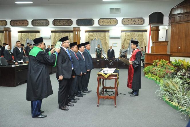 
					DPRD Tuban Resmi Mempunyai Pimpinan Definitif.