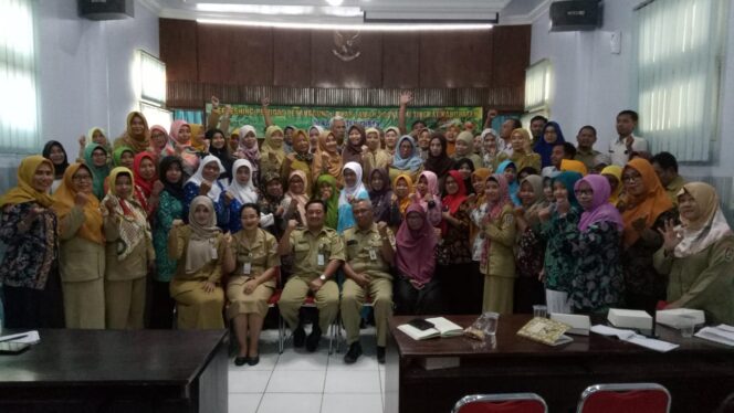 
					Refreshing Petugas Penanggung jawab Taman Posyandu Tahun 2019