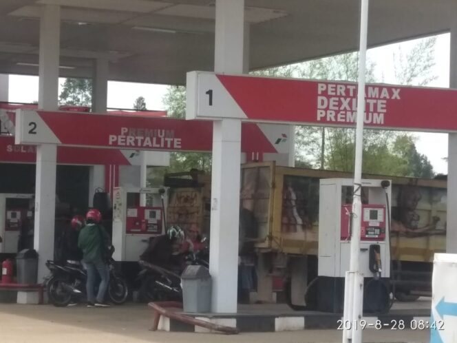 
					Terkait Surat Sakti Jatah BBM dari Rekom Desa “DPC LSM Galaksi Kalbar” Angkat Bicara