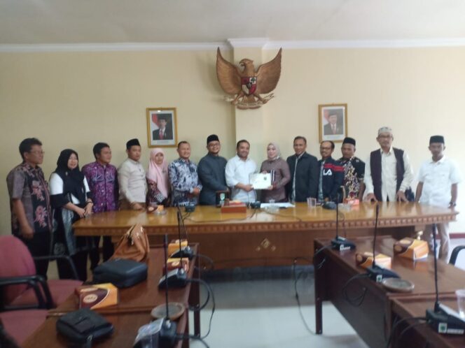 
					Komisi 4 DPRD Tuban Lakukan Kunker di Kota Malang.