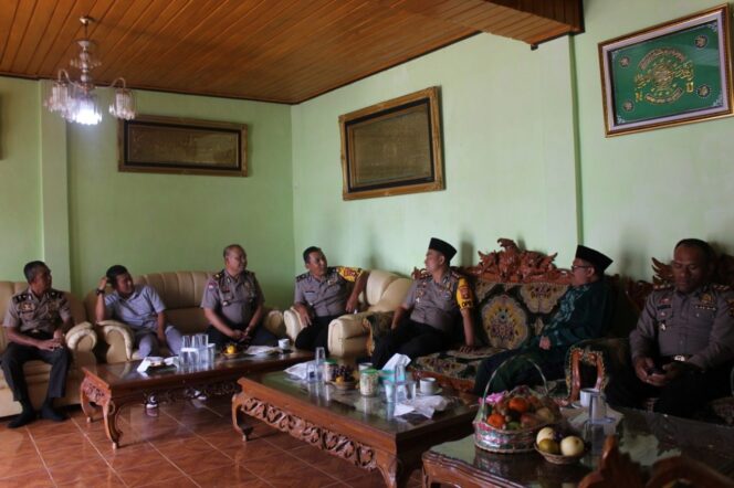 
					Dihari Pertama Dinas Kapolres Baru Lampung Barat