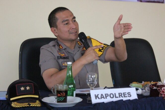 
					Kapolres Lampung Barat Berikan Arahan Kepada PJU 