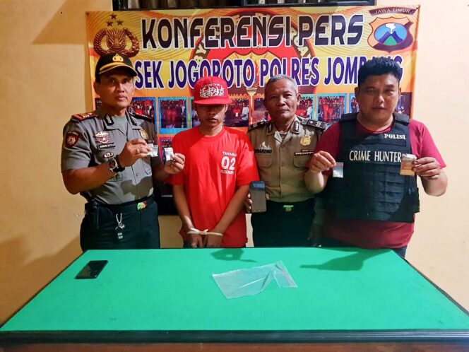 
					Unit Reskrim Polsek Jogoroto Berhasil Amankan Pengedar Pil Dobel L
