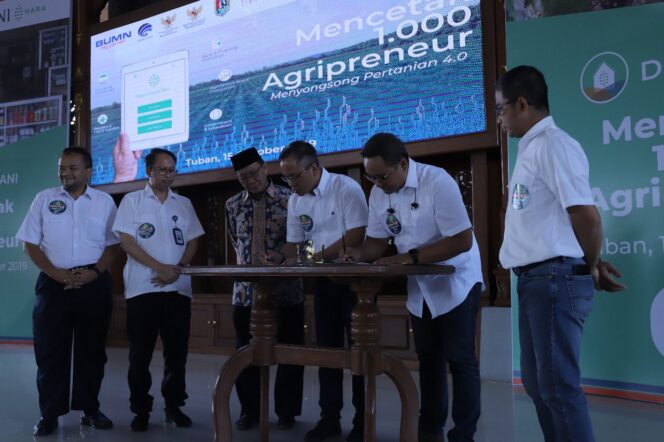 
					Mencetak 1000 Agripreneur Menyongsong Pertanian 4.0