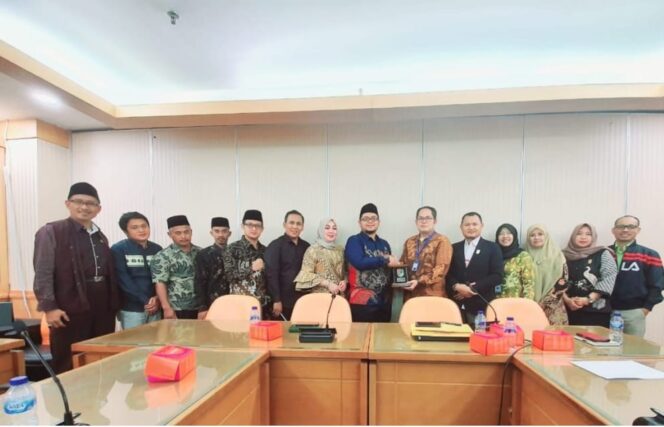 
					Komisi IV DPRD Tuban Sampaikan Kemendikbud Tuban Kekurangan 3.270 orang Guru SD dan SMP.