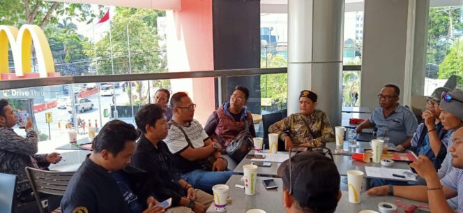 
					Jalin Silahturahmi Antar Wartawan SWI Gelar Pertemuan Rutin 2 Minggu Sekali