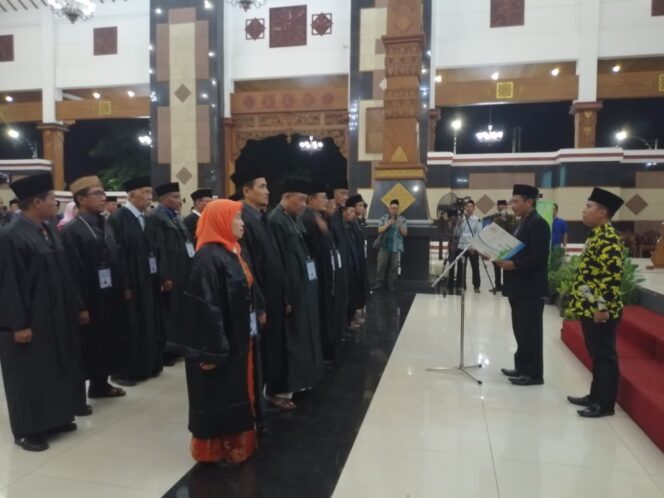 
					Sebanyak 127 Dewan Hakim MTQ Jatim XXVIII Tahun 2019 Dilantik.
