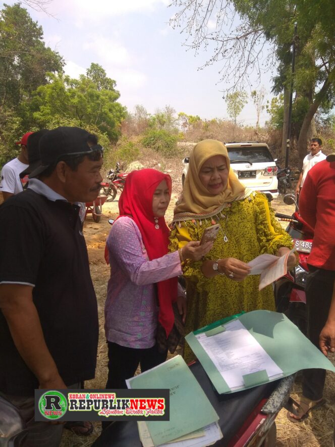 
					Prahara Waduk Kedungkiter Desa Karangasem.Hj.Rumiasih: saya beli dari Carik Edris.