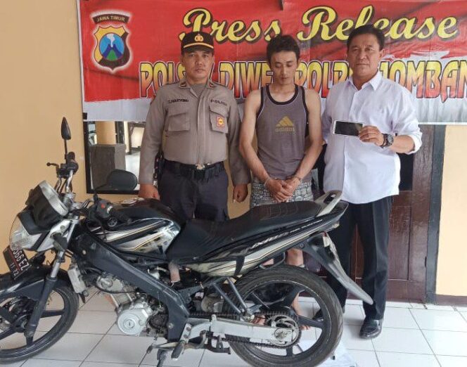 
					Mencuri Hp dan Aniaya Penjaga Counter, Warga Tuban Diamankan Polisi