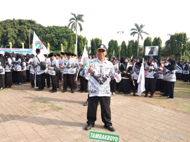 
					Ribuan Guru Hadiri Apel HGN dan HUT PGRI ke-74 Tahun 2019.