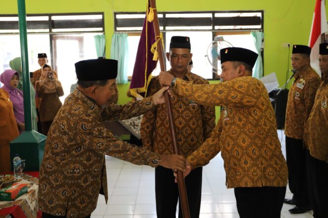 
					Kasdim 0811/Tuban Hadiri Pengukuhan DPC Pepabri .