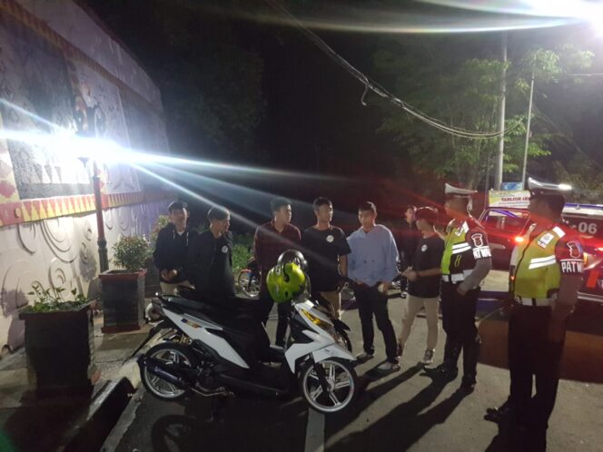 
					Patroli Dialogis Rutin Di Lakukan Polres Lampung Barat