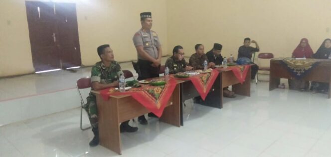 
					Ini Pesan Camat Idi Tunong Ketika Melantik Tuha Peut Gampong