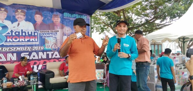 
					ASN Aceh Timur Ikut Jalan Sehat HUT Korpri Ke 48