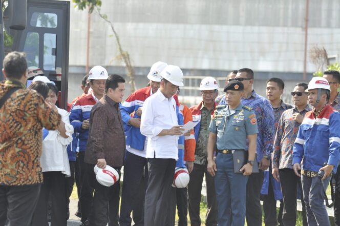 
					Dalam Kunjungan Kerjanya di Tuban , Presiden Jokowi : 98% Saham TPPI Sudah Dikuasai Negara ,2%nya Harus Selesai Januari 2020.