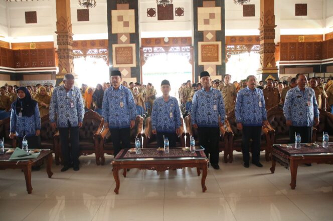 
					Sosialisasi Kebijakan Pengelolaan Keuangan Desa tahun anggaran 2020.