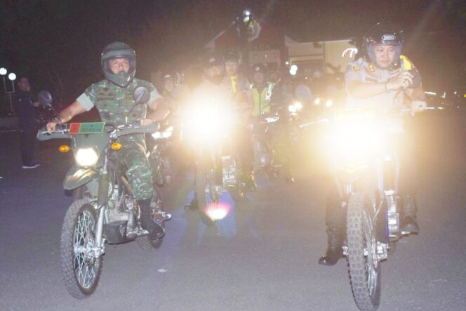 
					Menjelang Nataru, Dandim 0811 Tuban Patroli Bersama Kapolres