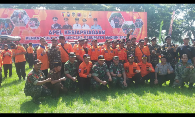 
					BUPATI MADIUN MEMIMPIN APEL KESIAPSIAGAAN PENANGGULANGAN BENCANA KABUPATEN MADIUN