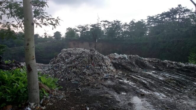 
					Dumping Limbah PT. BM di Jurang Pelen Diduga Tak Berijin