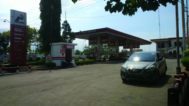 
					Sopir Dump Truk Ancam Wartawan RNews dan LSM Pakai Clurit