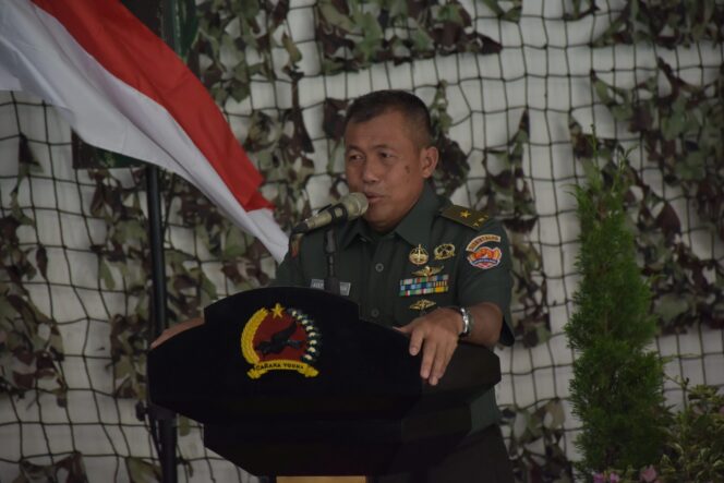 
					Pupuk Mental Tangguh, Ratusan Prajurit Yonif  Mekanis 516/CY Dapat Pengarahandari Kadisbintalad