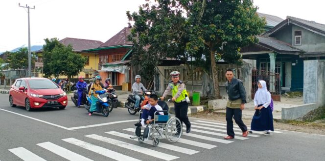 
					Wujud Pelayanan Prima Sat Lantas Polres Lampung Barat